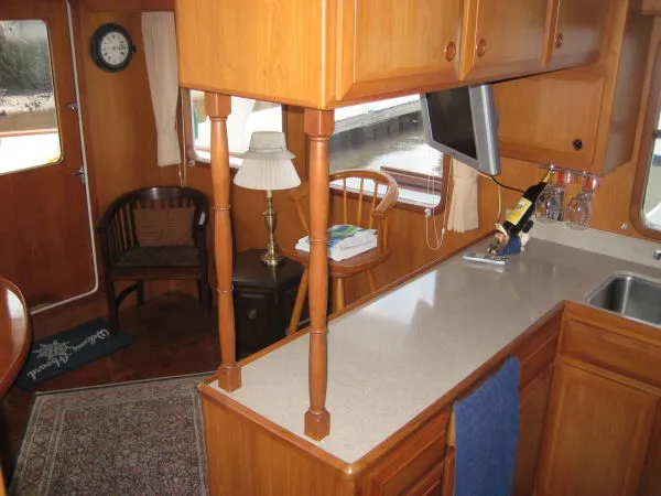 Slide: The Image of DeFever *45 Pilothouse* 2002 - 7