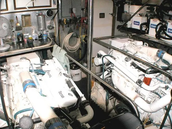 Slide: The Image of Vantare COCKPIT MOTOR YACHT 1988 - 10