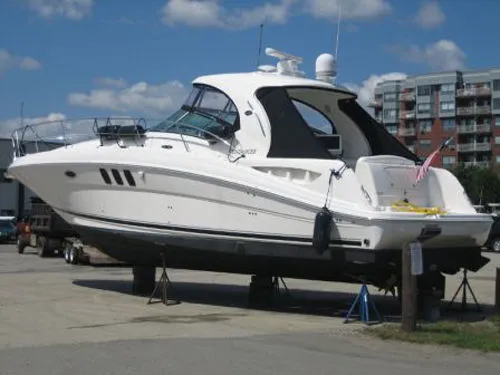Slide: The Image of Sea Ray 40 Sundancer 2008 - 6
