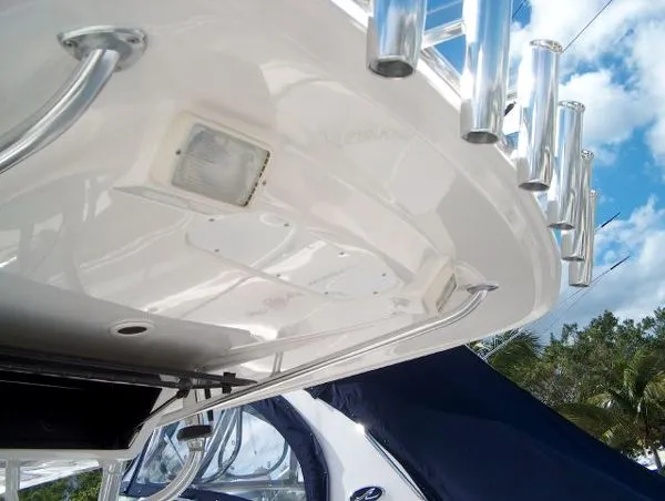 Slide: The Image of Venture 34 Center Console 2004 - 2