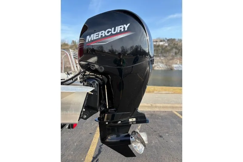 Slide: The Image of 2023 Sun Tracker Party Barge 22 DLX with Mercury outboard motor. - 32