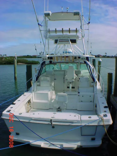 Slide: The Image of Boston Whaler 340 Defiance 2000 - 7