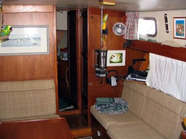 Slide: The Image of Fisher Fisher 37 MK IV 1982 - 1