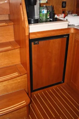 Slide: The Image of Sabre 42 Express 2004 - 6
