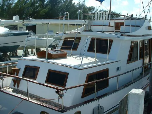 Slide: The Image of Albin Trawler with Trunk Cabin 1982 - 4