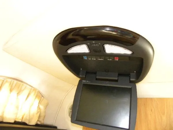 Slide: The Image of Sea Ray 260 Sundancer 2006 - 4