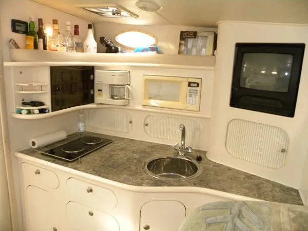 Slide: The Image of Rinker 340 Fiesta Vee 1999 - 5