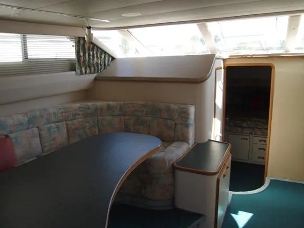 Slide: The Image of Sea Ray 440 Express Bridge 1994 - 1