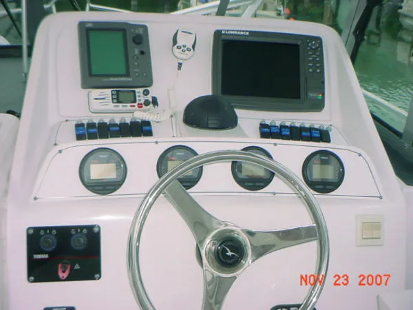 Slide: The Image of Pro Line 33 WALKAROUND 2003 - 7