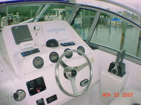 Slide: The Image of Pro Line 33 WALKAROUND 2003 - 8