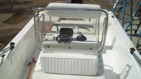Slide: The Image of Sea Boss 180 Center Console 2007 - 2