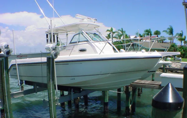Slide: The Image of Boston Whaler 290 Outrage 2002 - 0