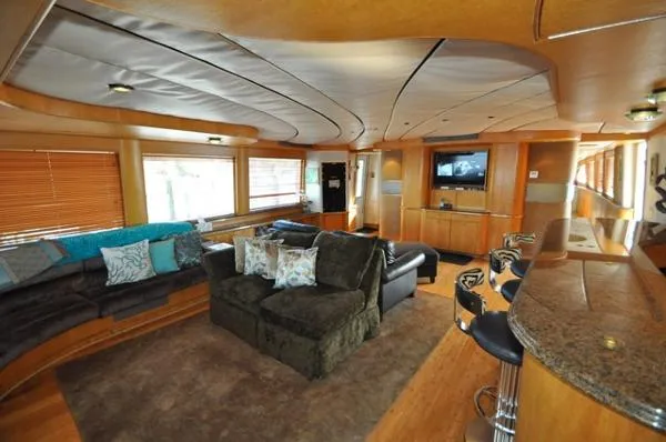 Slide: The Image of Crescent Raised Pilothouse Motor Yacht 1991 - 1