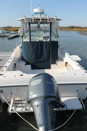 Slide: The Image of Grady White Gulfstream 2002 - 10