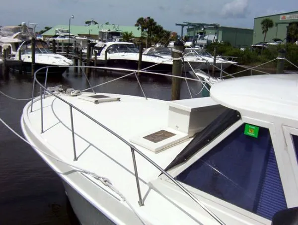 Slide: The Image of Hatteras 41 Convertible 1965 - 4