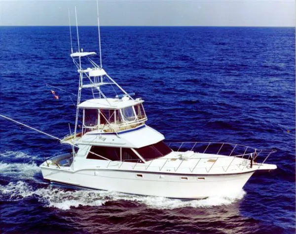 Slide: The Image of Hatteras Convertible 1985 - 0