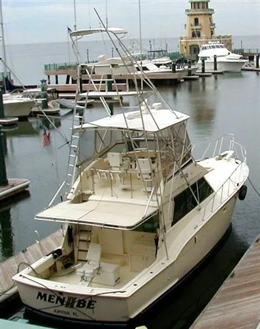 Slide: The Image of Hatteras Convertible 1985 - 11