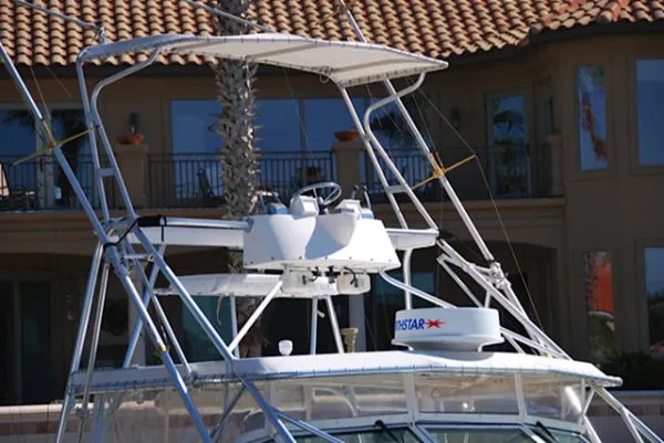 Slide: The Image of Tiara Open Fisherman 1999 - 11