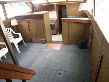 Slide: The Image of Chris-Craft Commander 1968 - 7