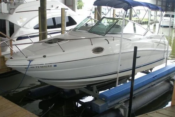 Slide: The Image of Sea Ray *240 Sundancer* 2006 - 0