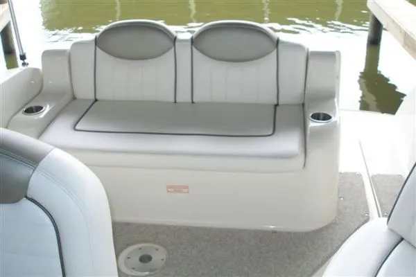 Slide: The Image of Sea Ray *240 Sundancer* 2006 - 2
