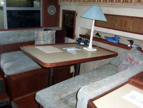Slide: The Image of Sea Ray Weekender 1986 - 3
