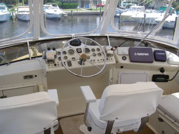 Slide: The Image of Californian *40 Cockpit Motoryacht* 1988 - 11
