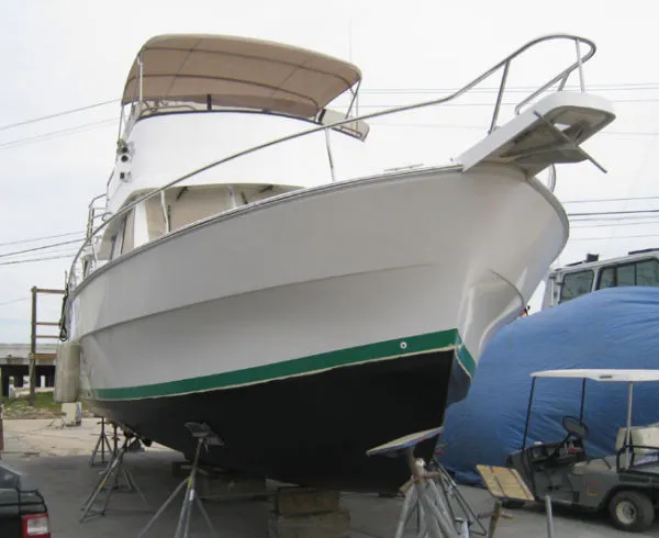 Slide: The Image of Mainship Trawler 2002 - 10