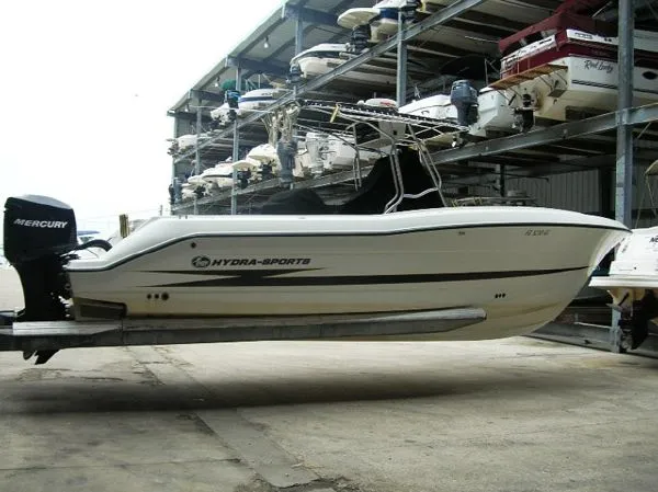 Slide: The Image of Hydra Sport 2796 CC Vector 2001 - 0