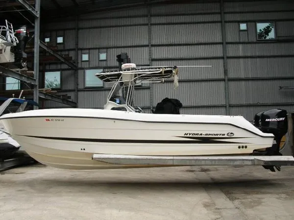 Slide: The Image of Hydra Sport 2796 CC Vector 2001 - 5
