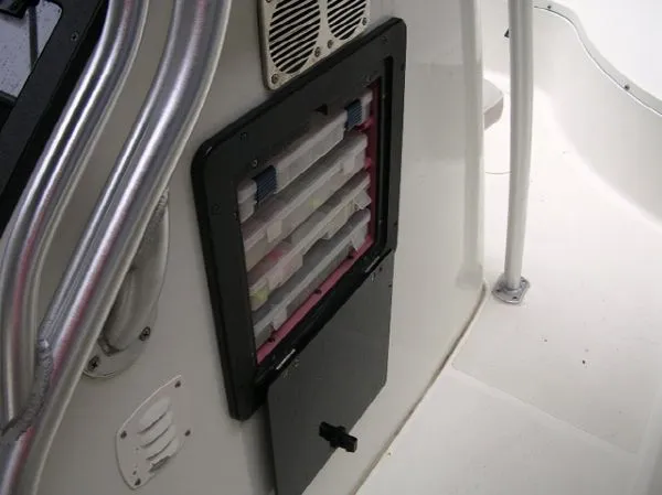 Slide: The Image of Hydra Sport 2796 CC Vector 2001 - 6