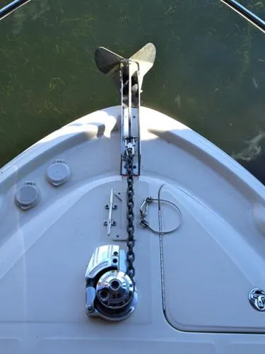 Slide: The Image of Sea Ray 320 Sundancer 2004 - 7