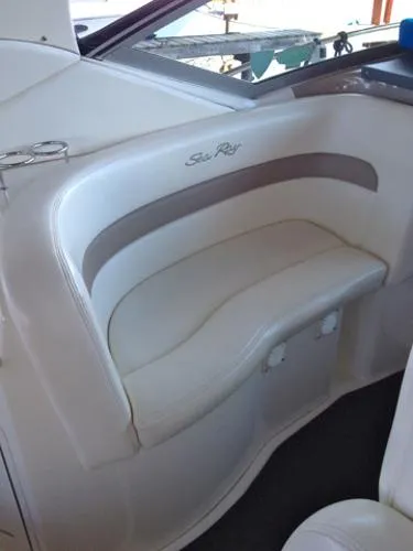Slide: The Image of Sea Ray 320 Sundancer 2004 - 8