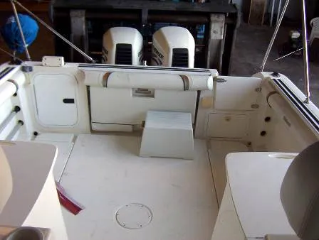Slide: The Image of Wellcraft 270 Coastal 2000 - 1