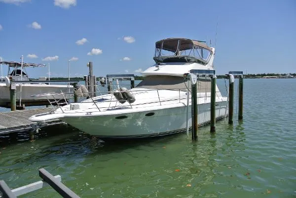 Slide: The Image of Sea Ray 370 Sedan Bridge 1996 - 1