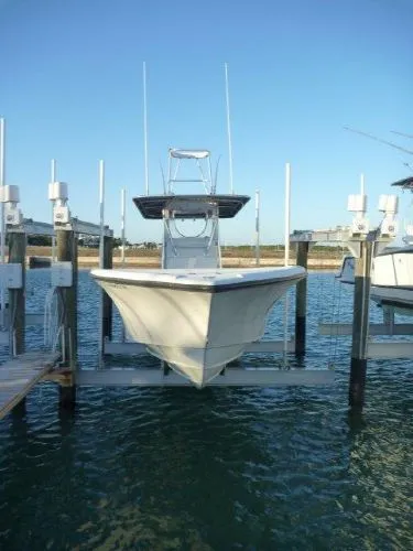 Slide: The Image of Yellowfin Center Console 2000 - 2