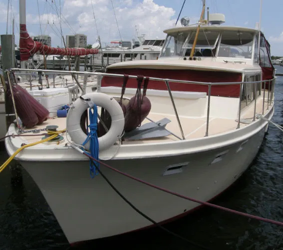 Slide: The Image of Hatteras *Double Cabin MY* 1966 - 0