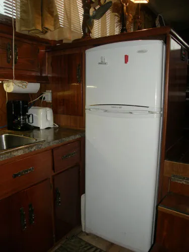 Slide: The Image of Hatteras *Double Cabin MY* 1966 - 4