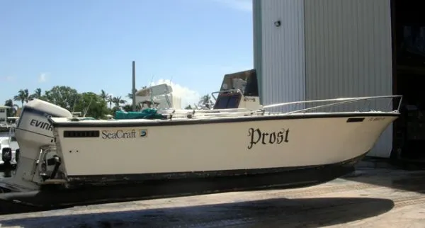 Slide: The Image of Sea Craft 23 CC 1986 - 0