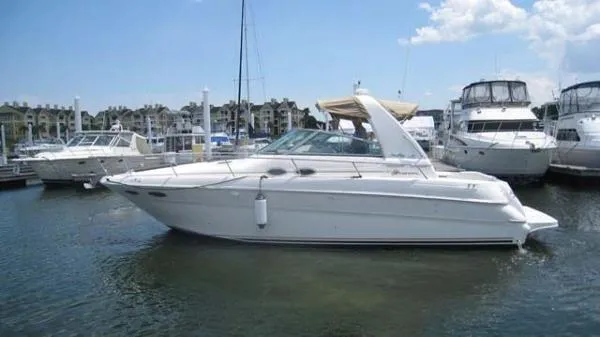 Slide: The Image of Sea Ray 310 Sundancer 2000 - 0