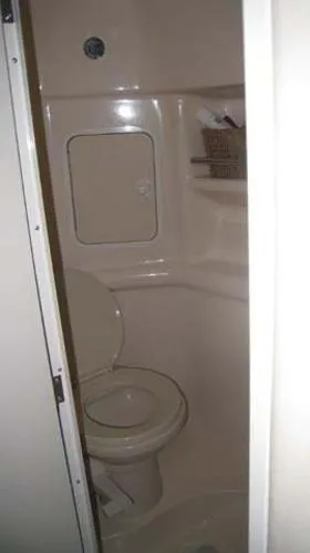 Slide: The Image of Sea Ray 310 Sundancer 2000 - 6