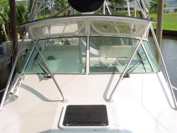 Slide: The Image of Boston Whaler 31L 1992 - 10