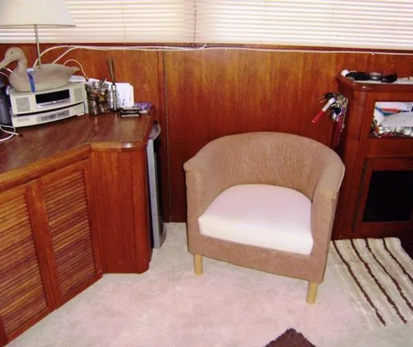 Slide: The Image of Chris-Craft Cockpit Motor Yacht 1986 - 3