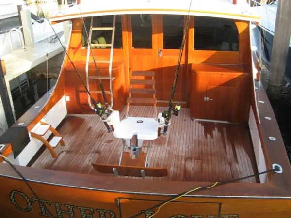 Slide: The Image of Rybovich 45 Convertible 1971 - 11