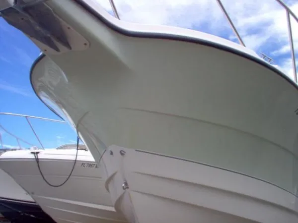 Slide: The Image of Bayliner 31 Trophy 2004 - 6