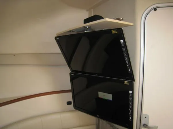 Slide: The Image of Grady-White 33 Express 2004 - 5
