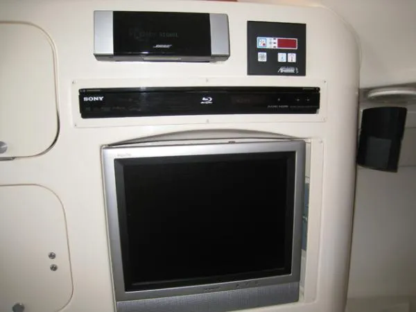 Slide: The Image of Grady-White 33 Express 2004 - 8