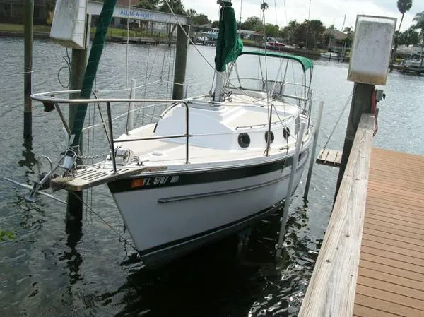 Slide: The Image of Com Pac 25 Sloop 1996 - 11