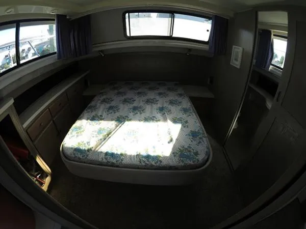 Slide: The Image of Silverton 37 Motoryacht 1989 - 8