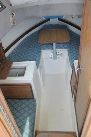 Slide: The Image of Grady-White Cabin Cruiser 1988 - 3